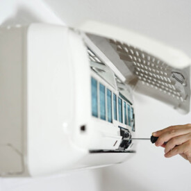 fixing and maintaining air conditioning system fixing and maintaining air conditioning system In London UK